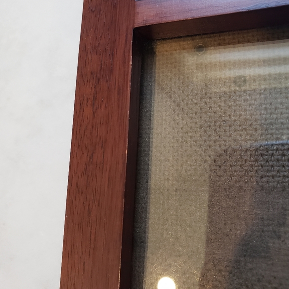 Umbra cherry wood picture frame that can be hung or stood up, fits 5 pictures - Picture 5 of 6